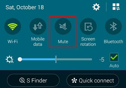 Phone in ‘Mute’ mode while driving