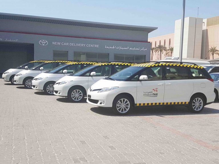 Ebrahim K. Kanoo delivers 5 Toyota Previa vehicles to Arabian Taxi