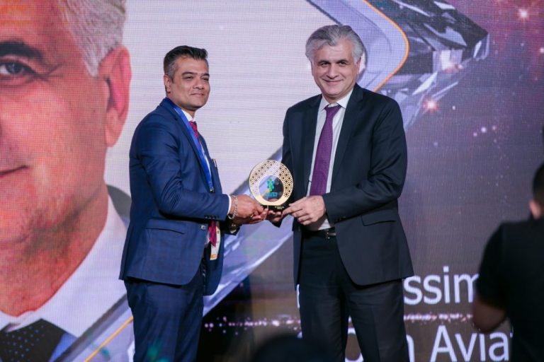 An Honor Award for a Bahraini Technological Pioneer