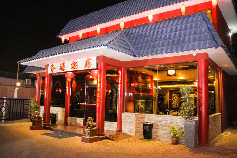 Visit Hong Kong Chinese Restaurant to Relish Traditional Chinese Dishes