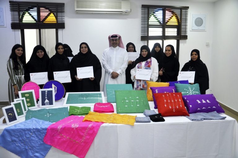 Handicrafts Directorate Distributes Certificates to the Participants of the Anaqda Workshop