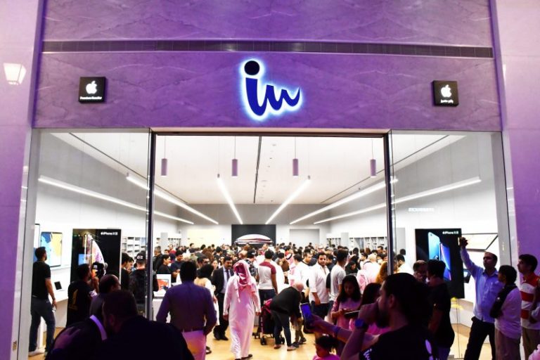 Apple Premium Reseller iWorld opened its flagship store at The Avenues Mall