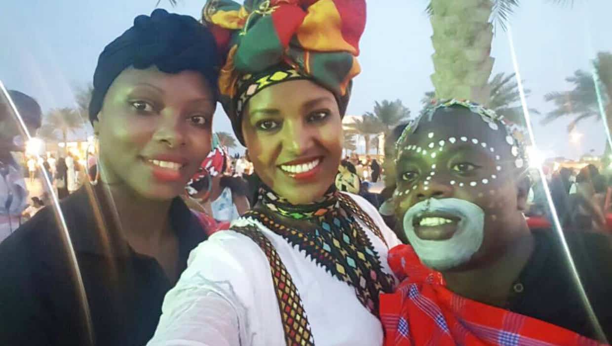 Honourary Ethiopian Consular Esky Dubois (centre) withmembers of the Kenyan community