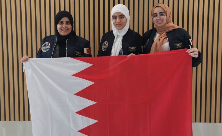 Students from Bahrain Mission to Space Camp participate in Dubai Aishow