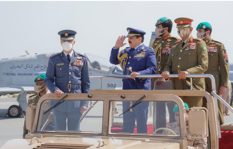 HM King visits Royal Bahrain Air Force