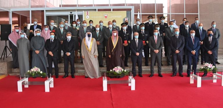 Gulf Air Chairman hands over the airline’s staff their “Prince Salman bin Hamad Medal for Medical Merit”