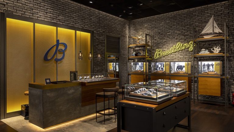 BREITLING OPENS NEW INDUSTRIAL-CHIC BOUTIQUE IN BAHRAIN