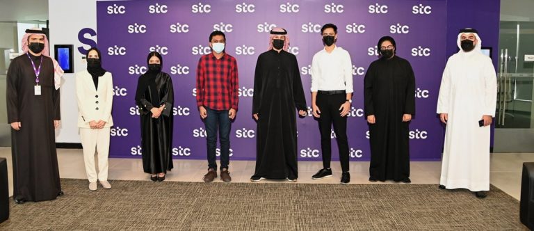 stc Bahrain announces the winners of its education support program