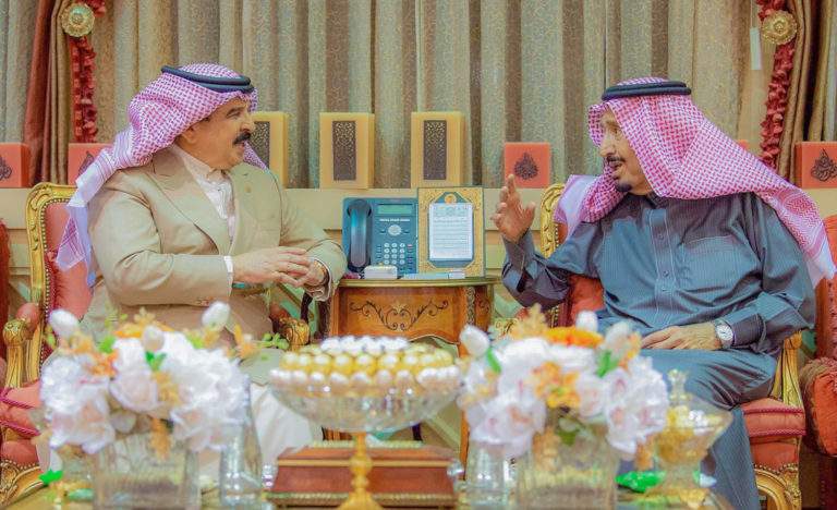 HM King holds meeting with Saudi Monarch