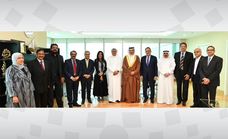 Labour Minister meets with Bahraini-Indian Society Board of Directors