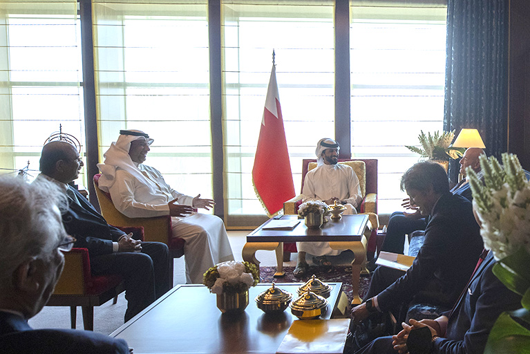 Nasser bin Hamad affirms keenness on developing oil, gas sector