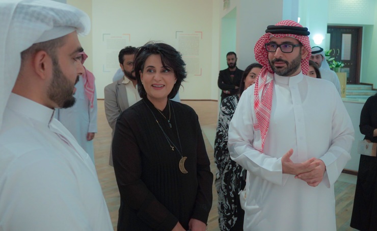 Youth Minister inaugurates photo gallery marking Gulf Youth Day