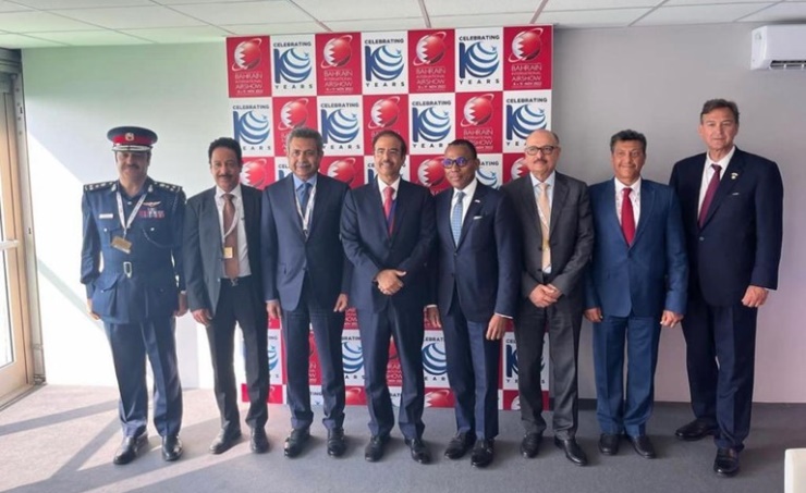 High-level Bahraini delegation attends UK’s Farnborough International Airshow