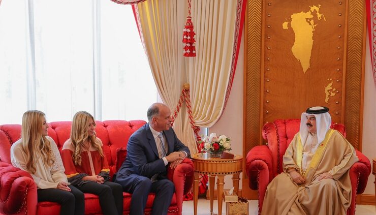 HM King receives HRH Prince Faisal bin Al-Hussein; praises solid Bahraini-Jordanian relations