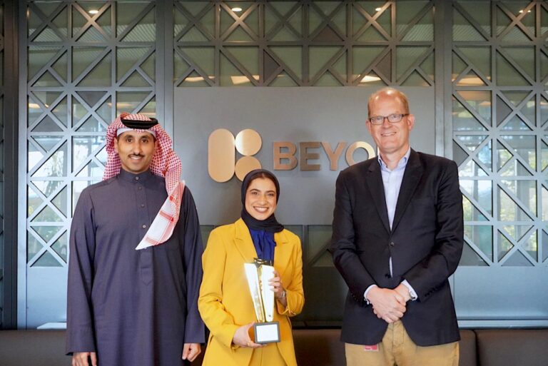 Beyon & Batelco CEO Congratulates Walaa Radhi Winner of “Lamae” Programme