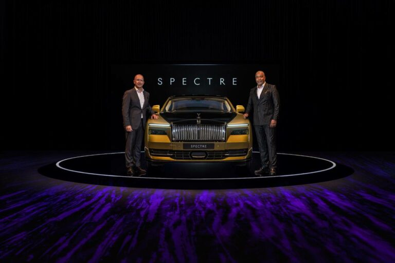 Rolls-Royce Spectre Unveiled in Dubai – A Rolls-Royce First and an Electric Car Second
