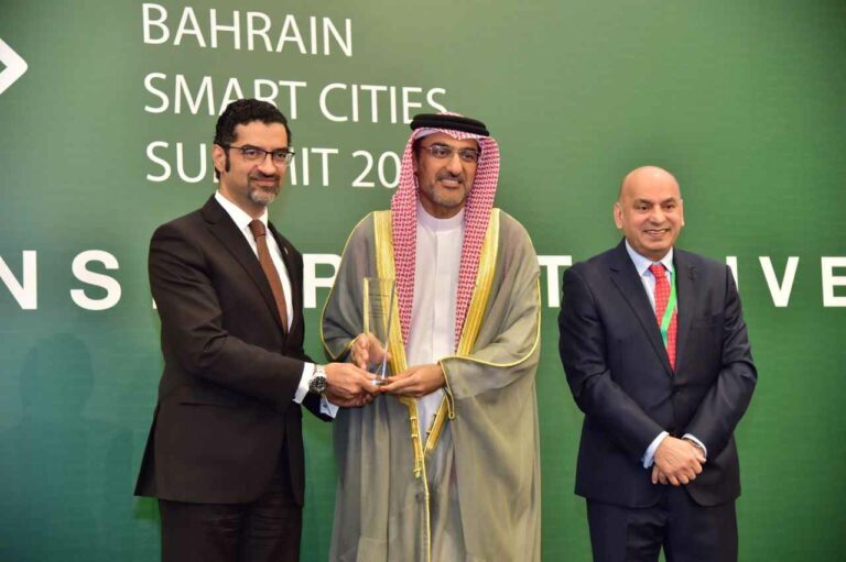iGA Wins “Smart Citizens Engagement Award” for Tawasul App at 6th Bahrain Smart Cities Summit 2023