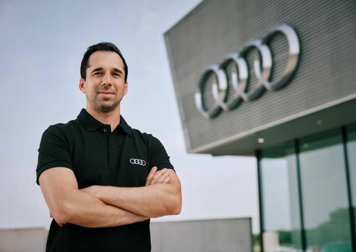Simulator driver for development of Audi’s Formula 1 power unit signed