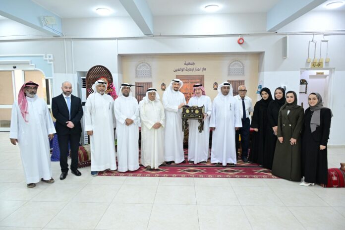 KFH – Bahrain Visits Dar Al Manar for Parents Care